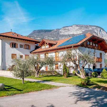 Villa Antico Fienile Agritur Mezzocorona Exterior foto